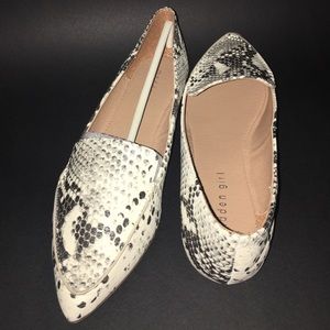Madden Girl Pointed Flats